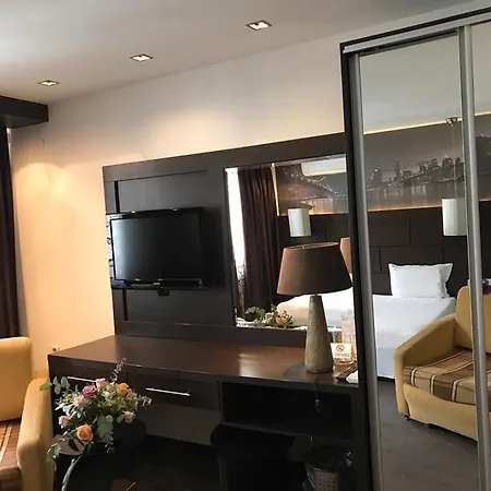 Kardinal Hotel
